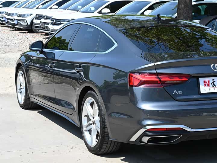Audi A5 2022 Sportback 40 TFSI — фото 9