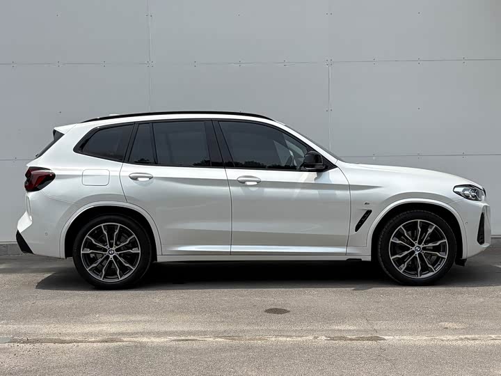 BMW X3 2023 x Drive 30i Leading M — фото 8