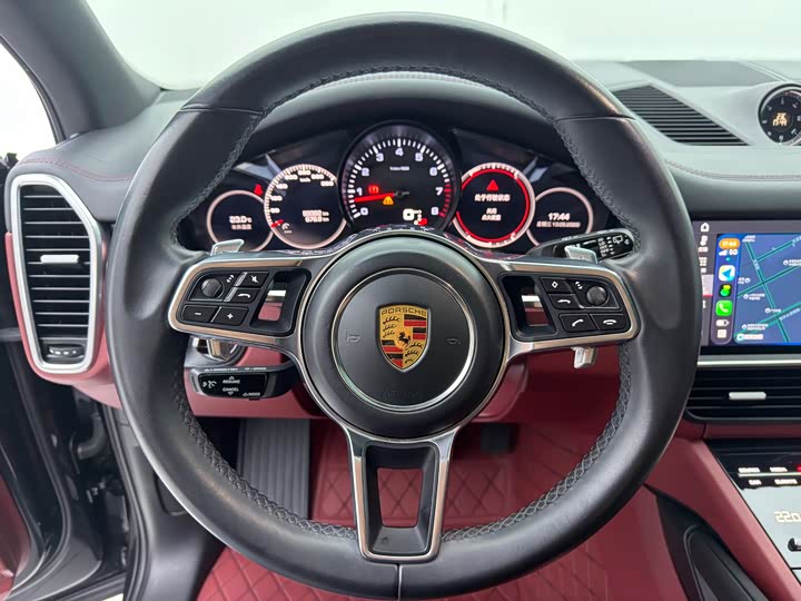 Porsche Cayenne 2018 Cayenne 3.0 T — фото 10