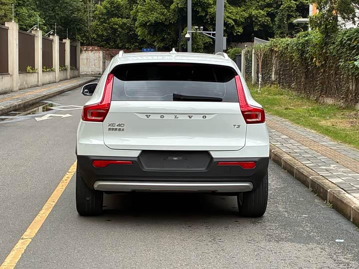 Volvo XC40 2021 T 3 — фото 6