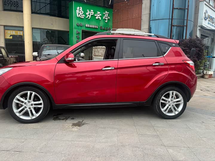 Changan CS35 2015 1.6 L ATLuxury IV — фото 2