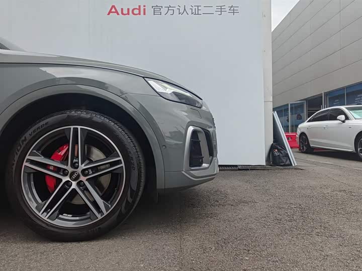 Audi SQ5 2021 3.0 TFSI quattro — фото 19