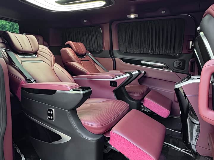 Ford Tourneo — фото 23