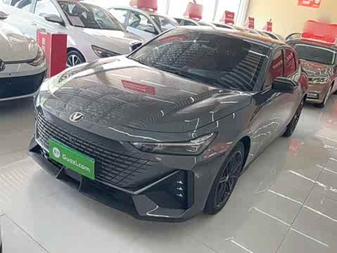 Changan UNI-V 2022 1.5 T Premium — фото 19