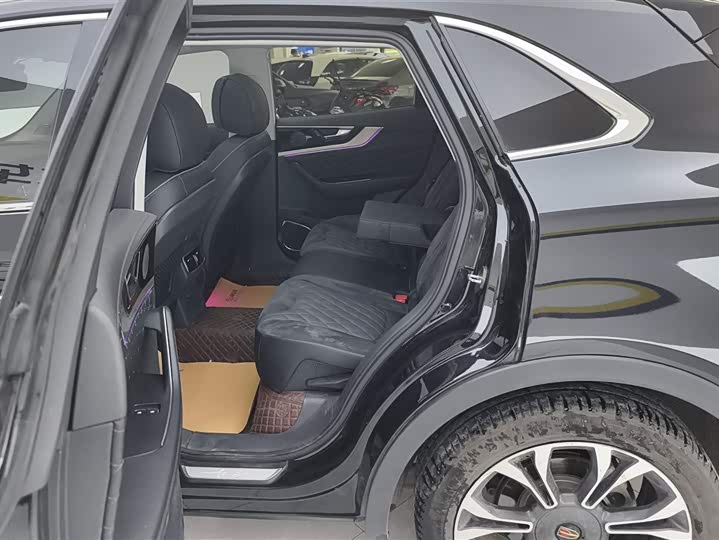 Hongqi HS5 2019 2.0 T 4 WD — фото 11