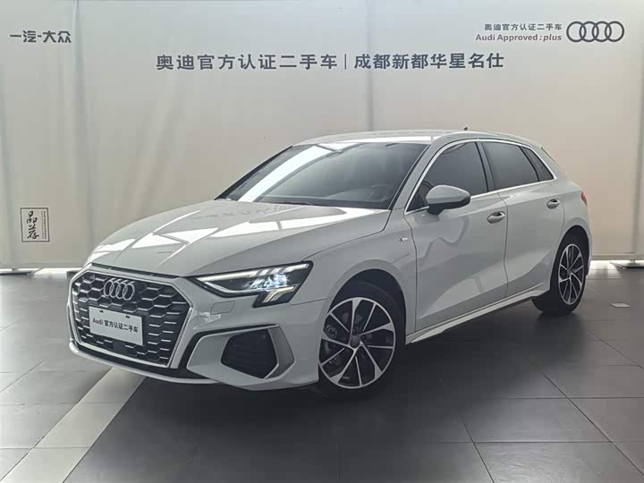 Audi A3 2021 Sportback 35 TFSI Sport — фото 1