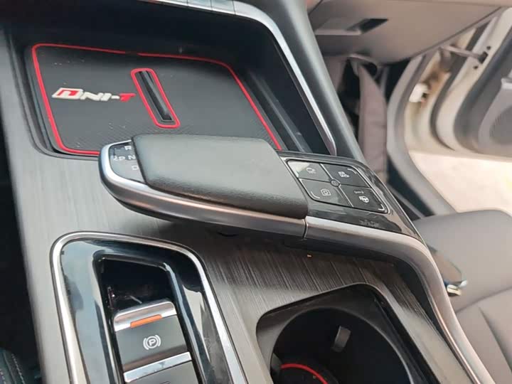 Changan UNI-T 2020 1.5 T Flagship — фото 14