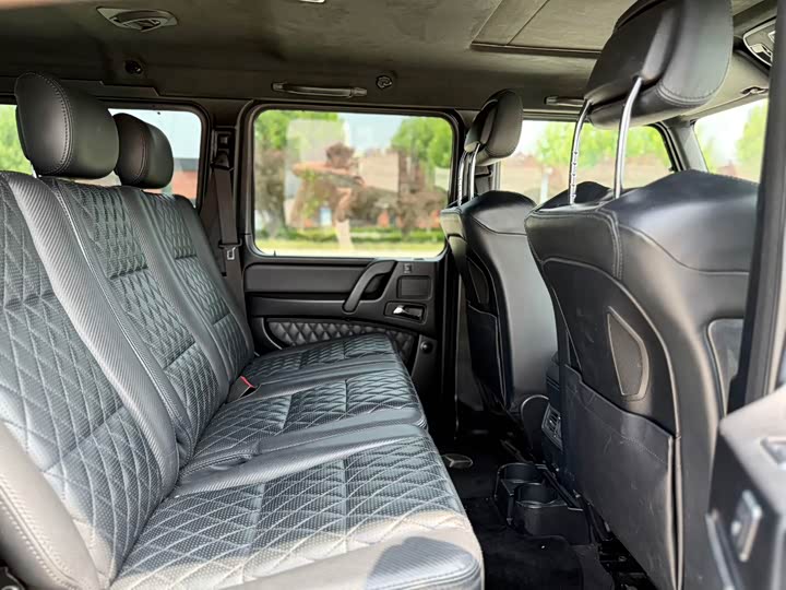 Mercedes-Benz G-Class 2018 AMG G 63 — фото 14