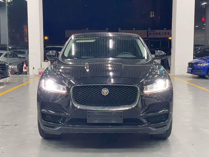Jaguar F-PACE 2020 2.0 T — фото 2