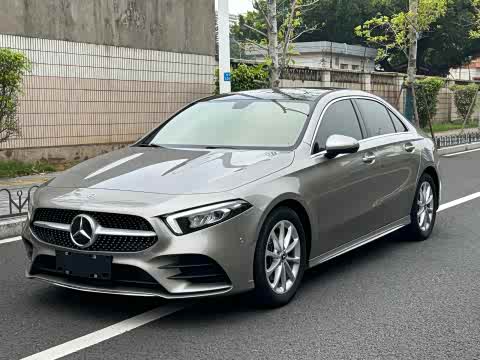 Mercedes-Benz A-Class 2020 A 200 L — фото 10