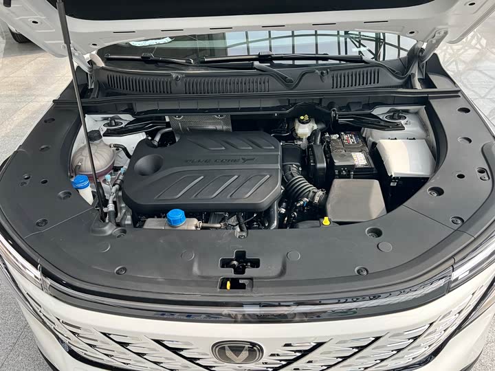 Changan CS75 PLUS 2025 1.5 T — фото 27
