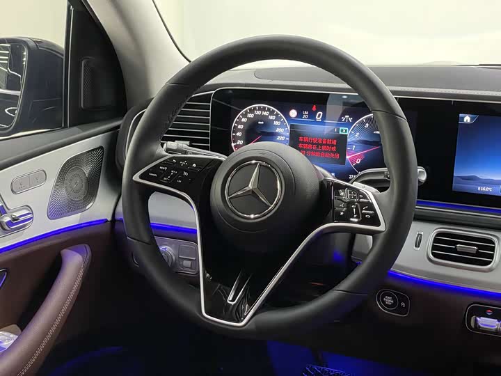 Mercedes-Benz GLS 2025 GLS 450 4 MATIC — фото 9