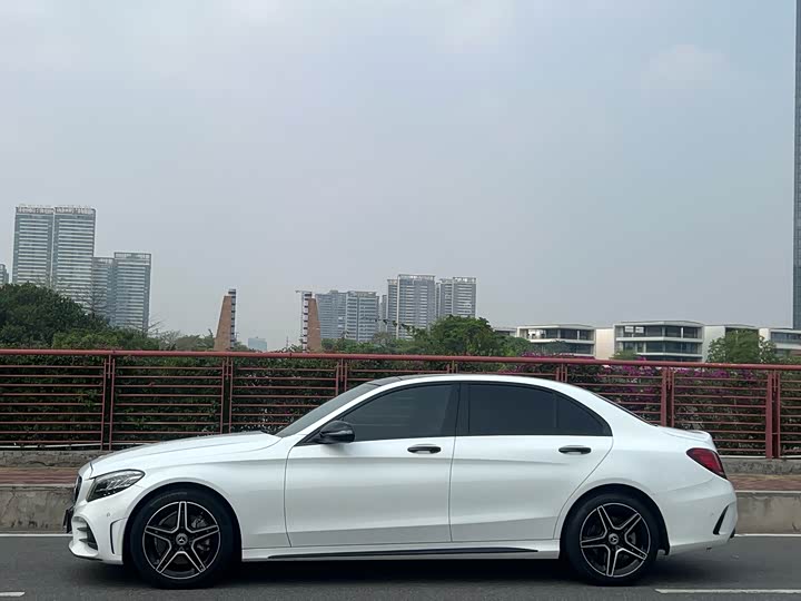 Mercedes-Benz C-Class 2021 C 260 L — фото 4
