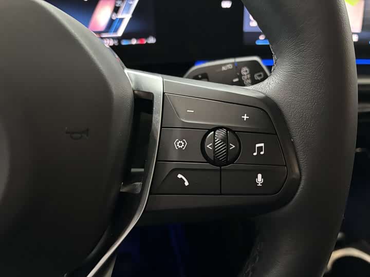 BMW X1 2023 s Drive 25 Li X — фото 19