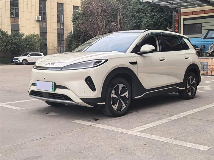BYD 05 EV 2025 520 KM — фото 1
