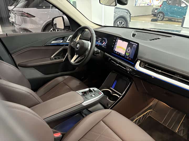 BMW X1 2023 s Drive 25 Li X — фото 20