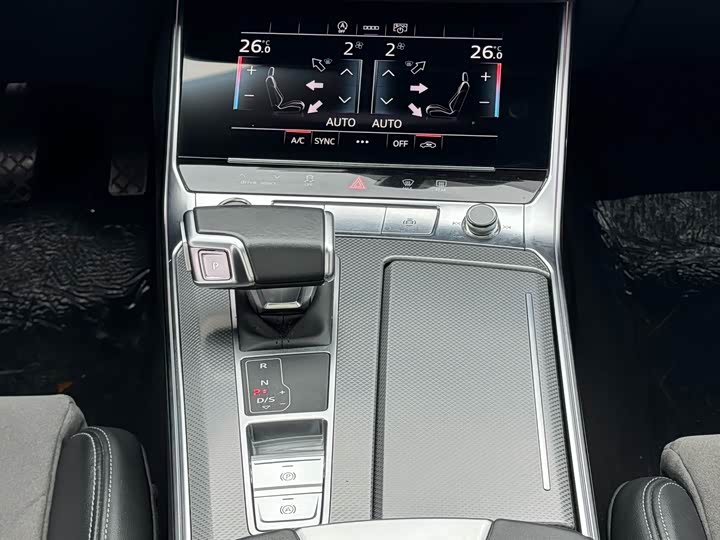 Audi A6L 2024 45 TFSI — фото 12