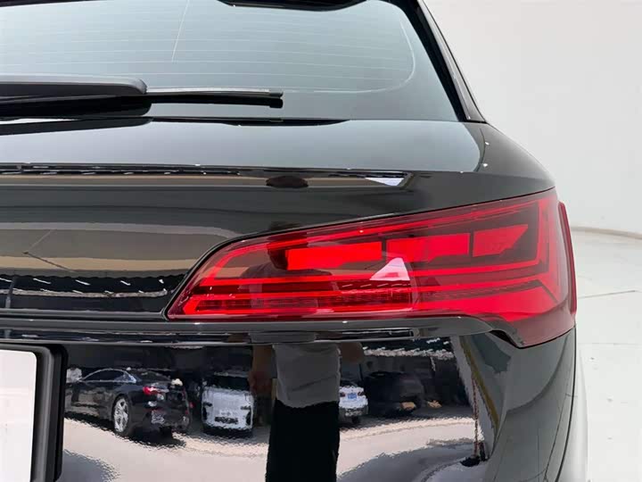 Audi SQ5 2021 3.0 TFSI quattro — фото 10