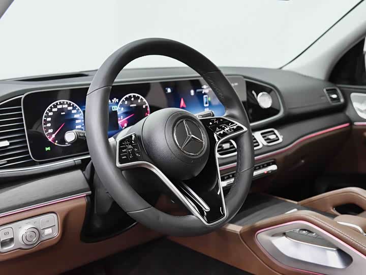 Mercedes-Benz GLE — фото 25