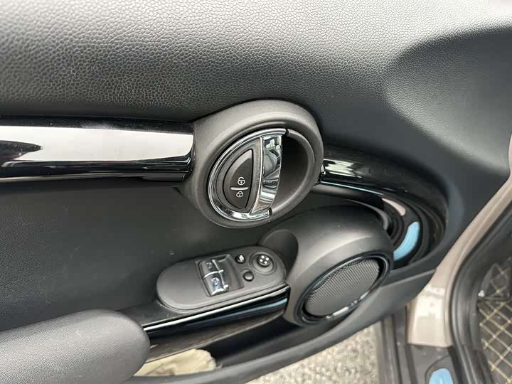 MINI Hatch — фото 19