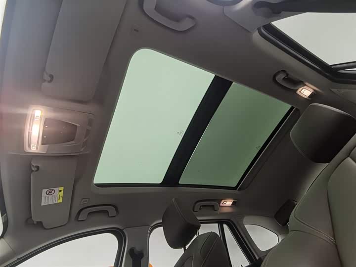 BMW X1 2022 s Drive 25 Li Leading — фото 14