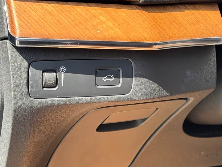 Volvo XC90 2022 B 5 — фото 16