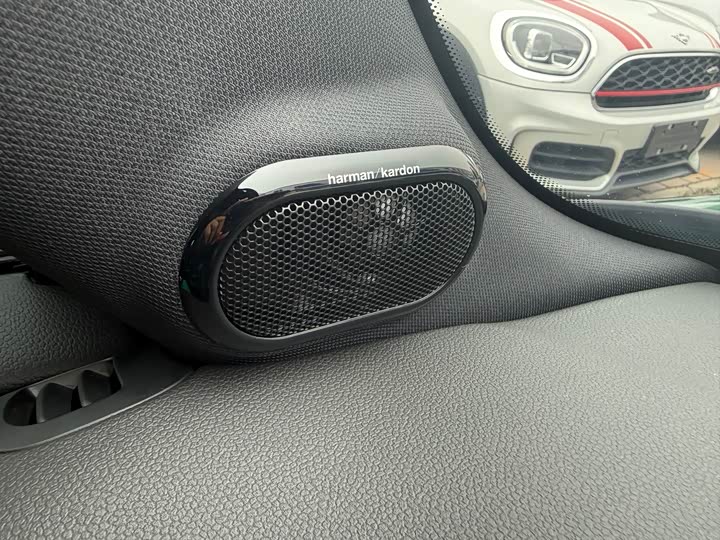 MINI Hatch — фото 16