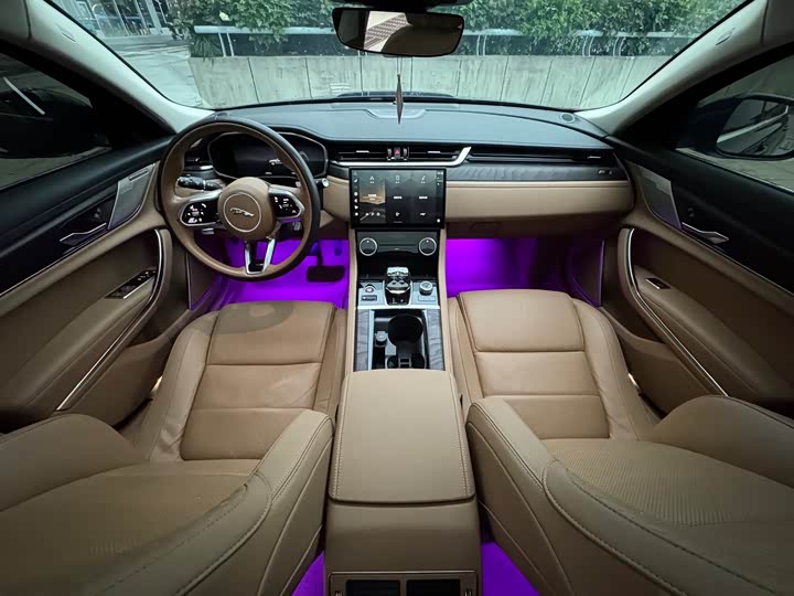 Jaguar XFL 2024 2.0 T P 250 2 WD — фото 14
