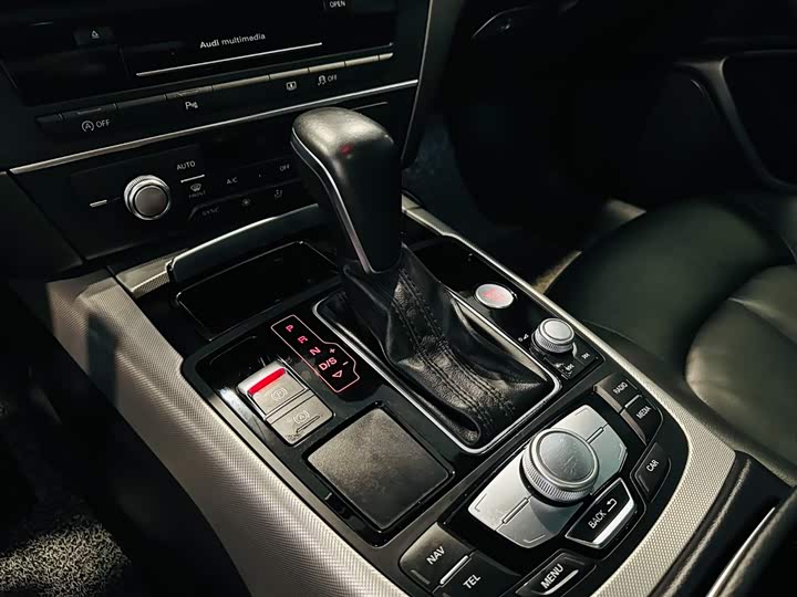 Audi A6L 2018 30 45 TFSI quattro Sport — фото 11