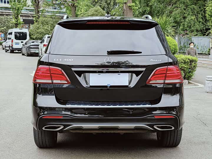 Mercedes-Benz GLE 2017 GLE 400 4 MATIC — фото 4