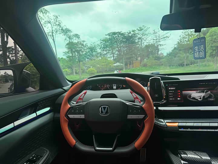 Changan UNI-V 2024 1.5 T Sport — фото 9