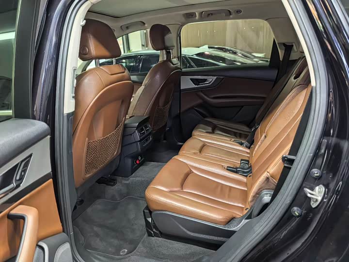 Audi Q7 2018 40 TFSI Comfort — фото 4