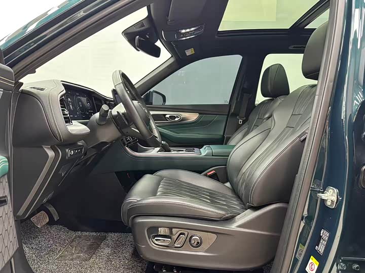Trumpchi GS8 2022 2.0 TGDI 2 WD ( ) — фото 14