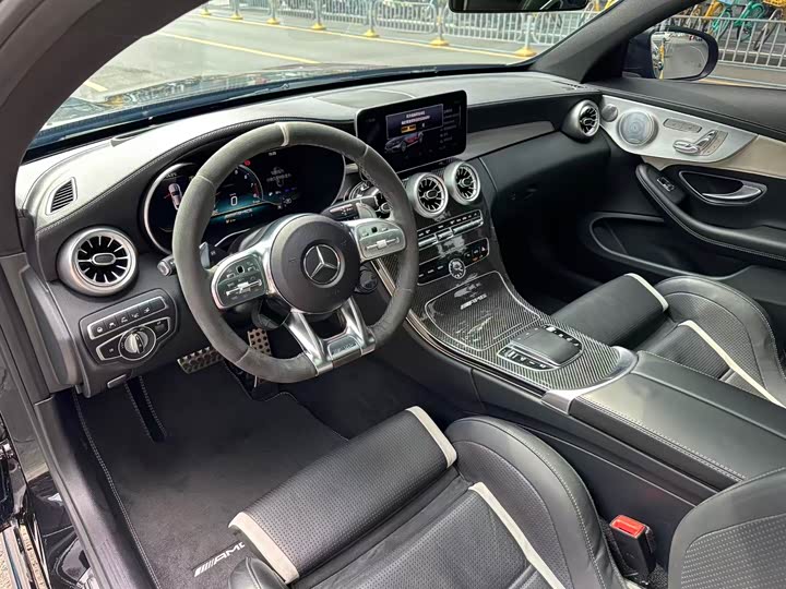 Mercedes-Benz C-Class 2019 AMG C 63 S — фото 5