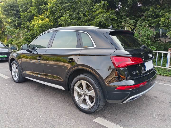 Audi Q5L 40 TFSI базовая — фото 8
