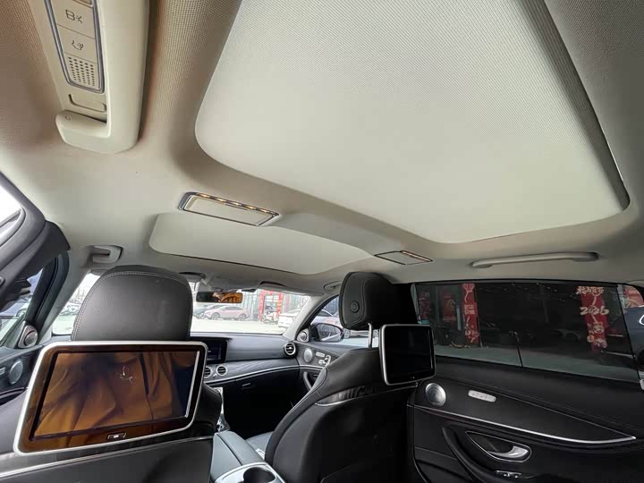 Mercedes-Benz E-Class 2017 E 300 L Luxury — фото 13