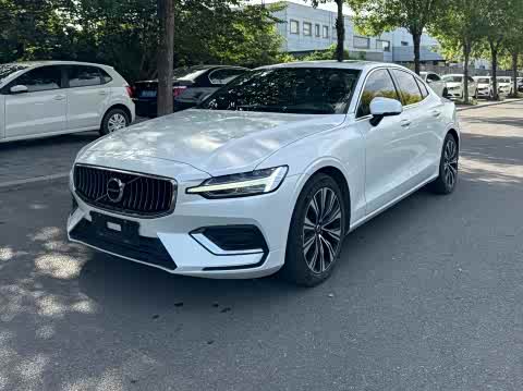 Volvo S60 2024 B 4 — фото 16