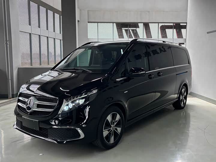 Mercedes-Benz V-Class 2022 V 260 L — фото 2
