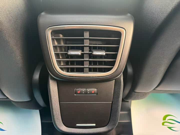 Lincoln MKX 2018 2.7 T 4 WD — фото 11
