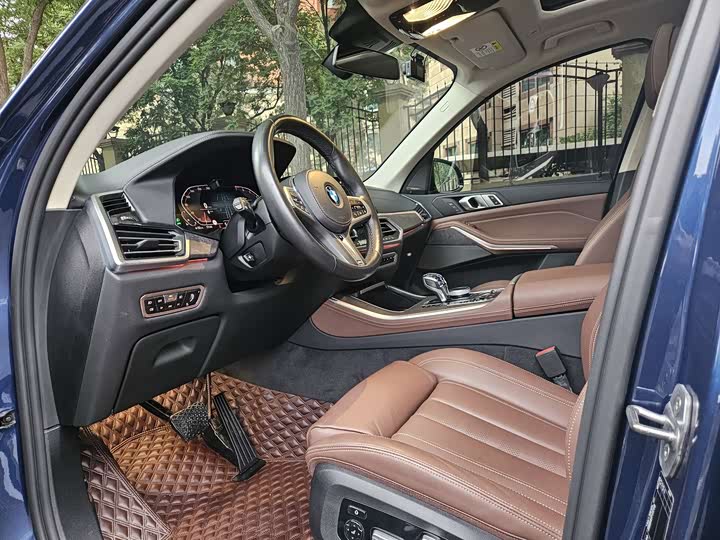 BMW X5 2019 x Drive 40i M — фото 6