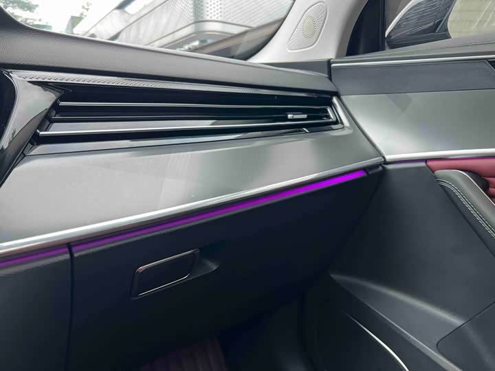 Hongqi HS5 2023 2.0 T Pro — фото 23