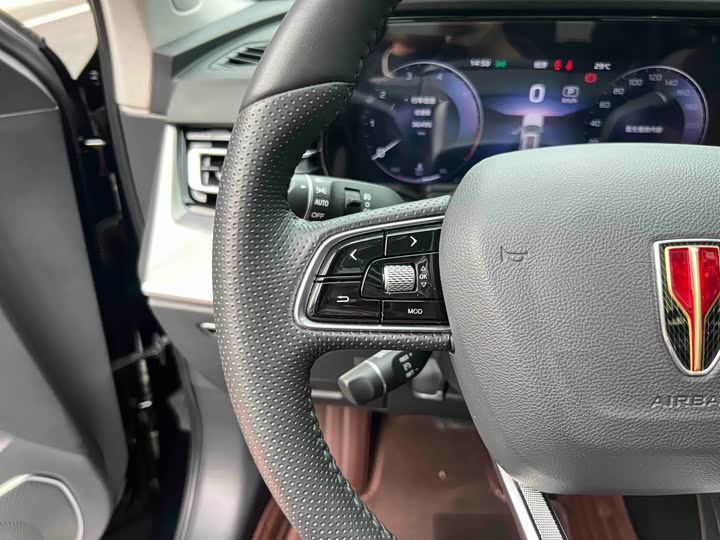 Hongqi HS5 2023 2.0 T Pro — фото 21