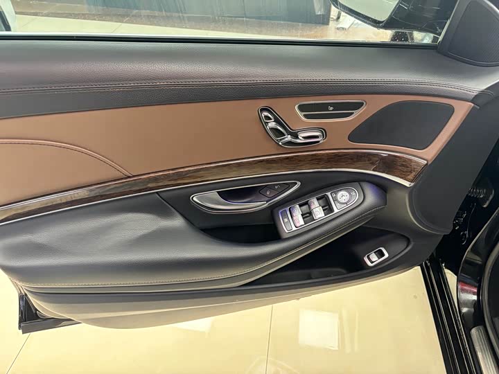 Mercedes-Benz S-Class 2016 S 320 L — фото 6