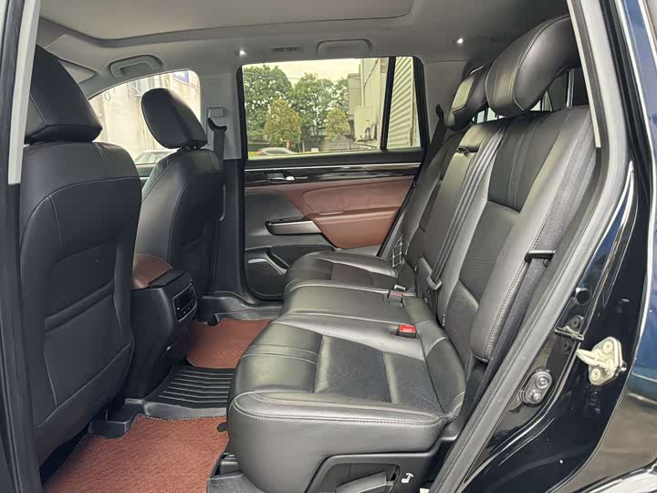 Trumpchi GS8 2017 320 T 2 WD （ ） — фото 6