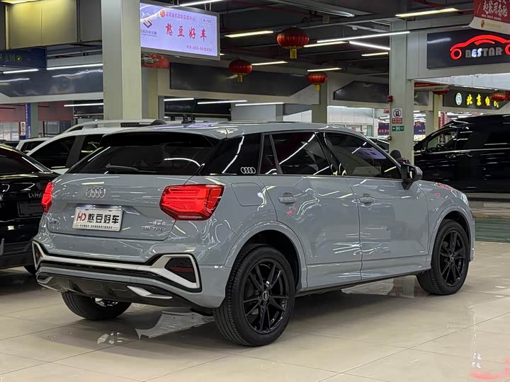 Audi Q2L 2022 35 TFSI — фото 2