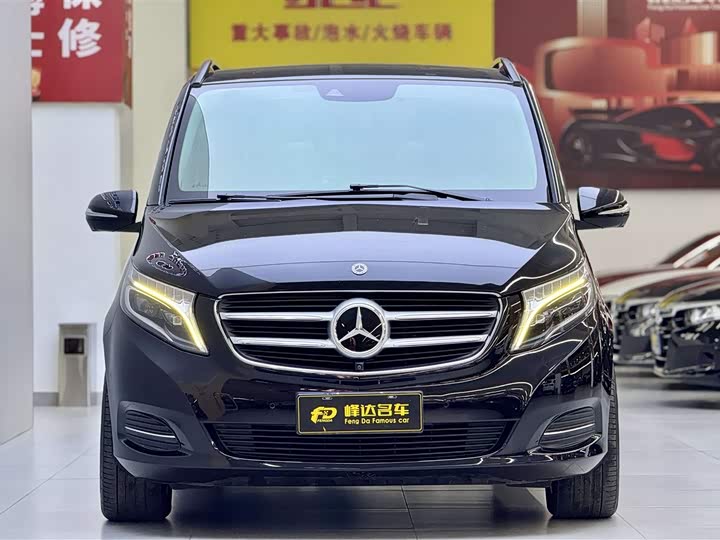 Mercedes-Benz V-Class 2018 V 260 L V — фото 4