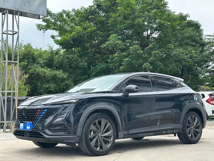 Changan UNI-T 2020 1.5 T Premium — фото 1