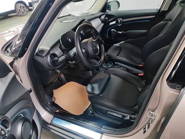 MINI Hatch — фото 15