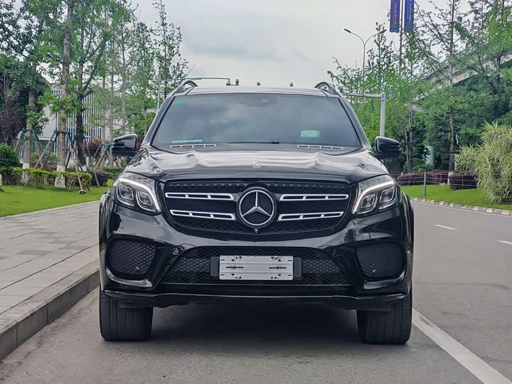 Mercedes-Benz GLS 2018 GLS 400 4 MATICLuxury — фото 2