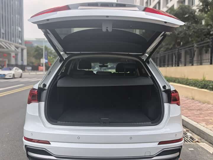 Audi Q3 2022 35 TFSI — фото 23